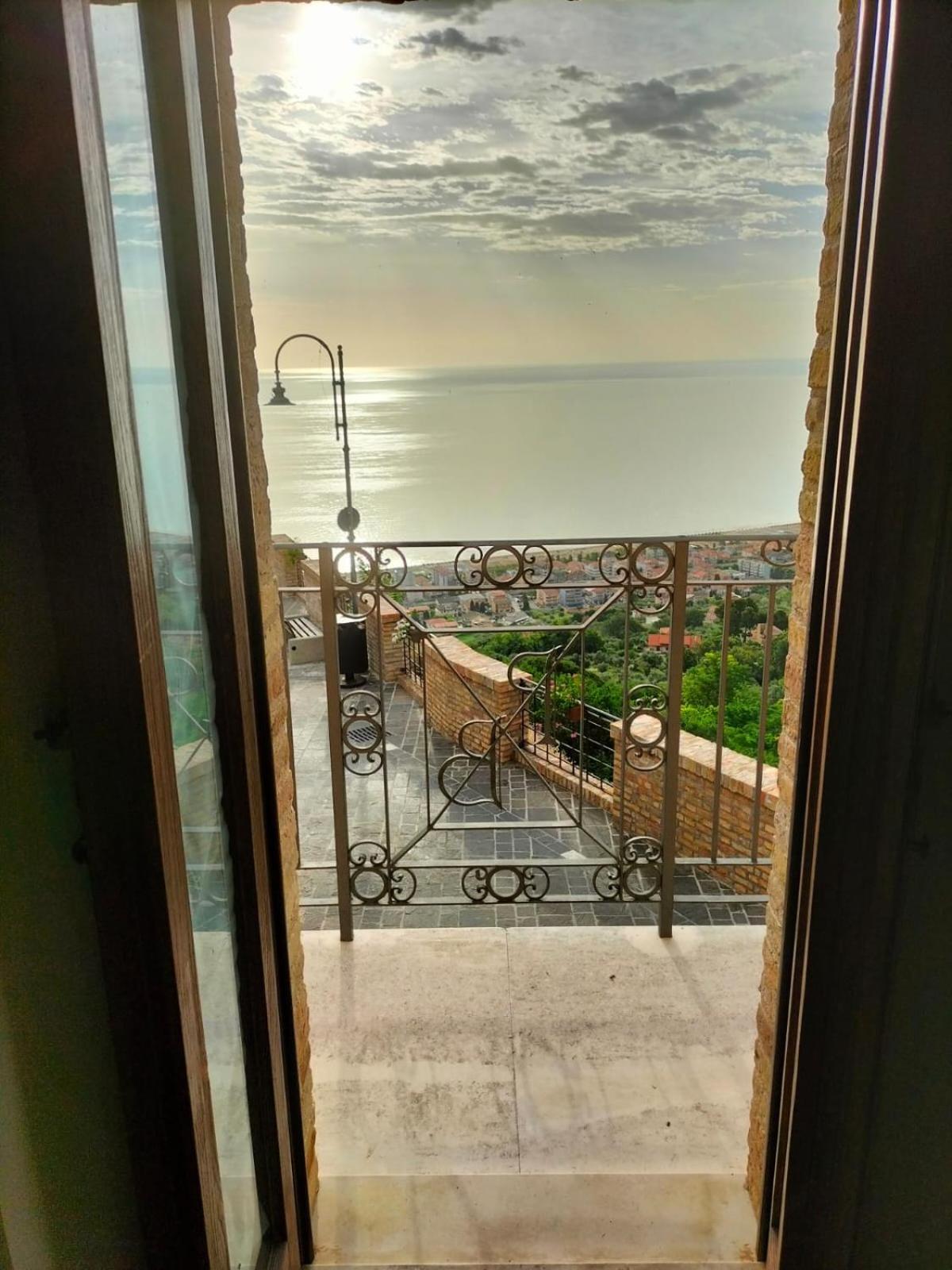 Silvi Paese Anpemo Casa Vacanze מראה חיצוני תמונה